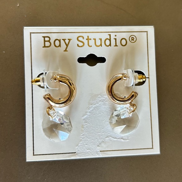 NWT! Napier and Bay Studio Women’s 4 Pairs Pierced Earrings - Picture 4 of 6